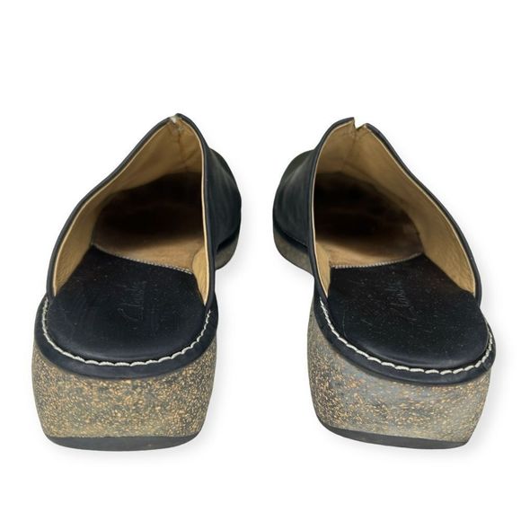Clarks Slip On Split Toe Wedge Mules Womens 8 Black‎ Leather Casual Sandal 32331 - Picture 5 of 7